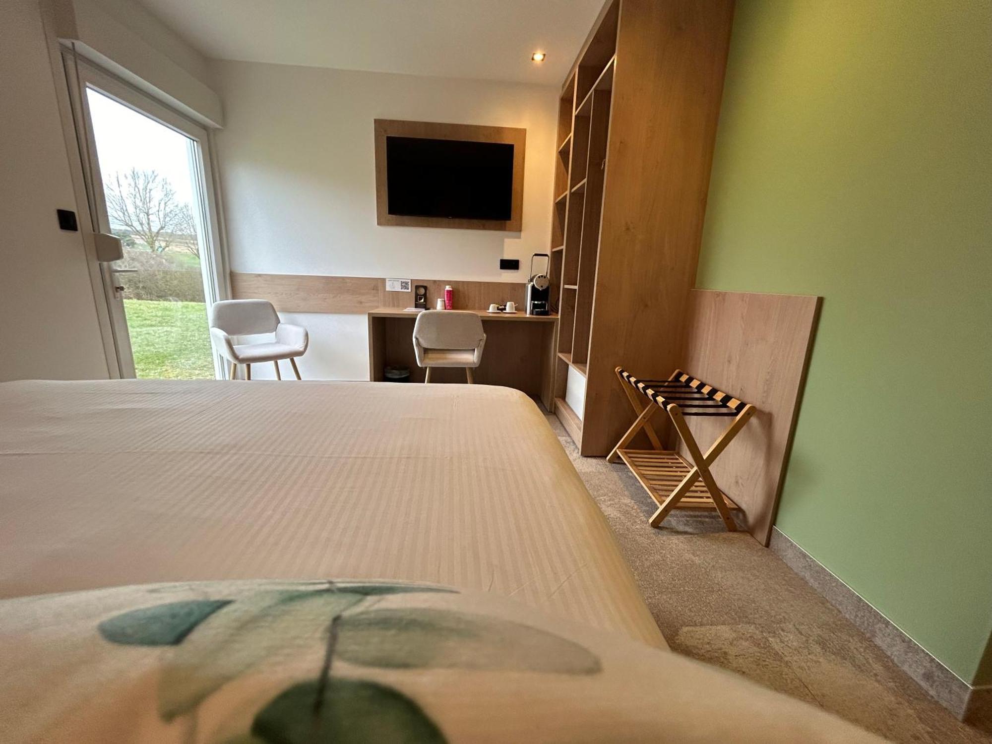 Les Orchidees , Hotel & Restaurant Verdun-sur-Meuse Exterior foto