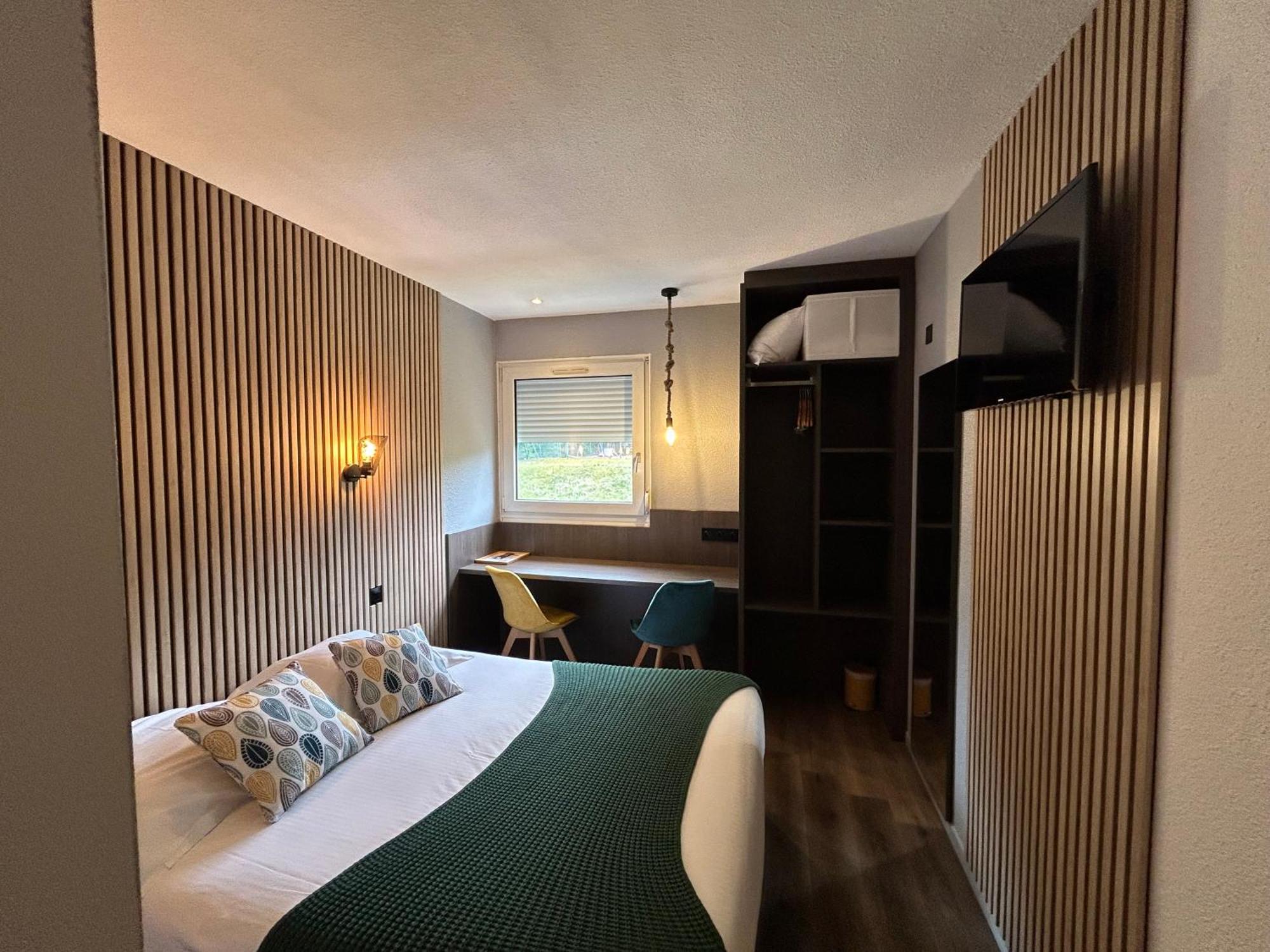 Les Orchidees , Hotel & Restaurant Verdun-sur-Meuse Exterior foto