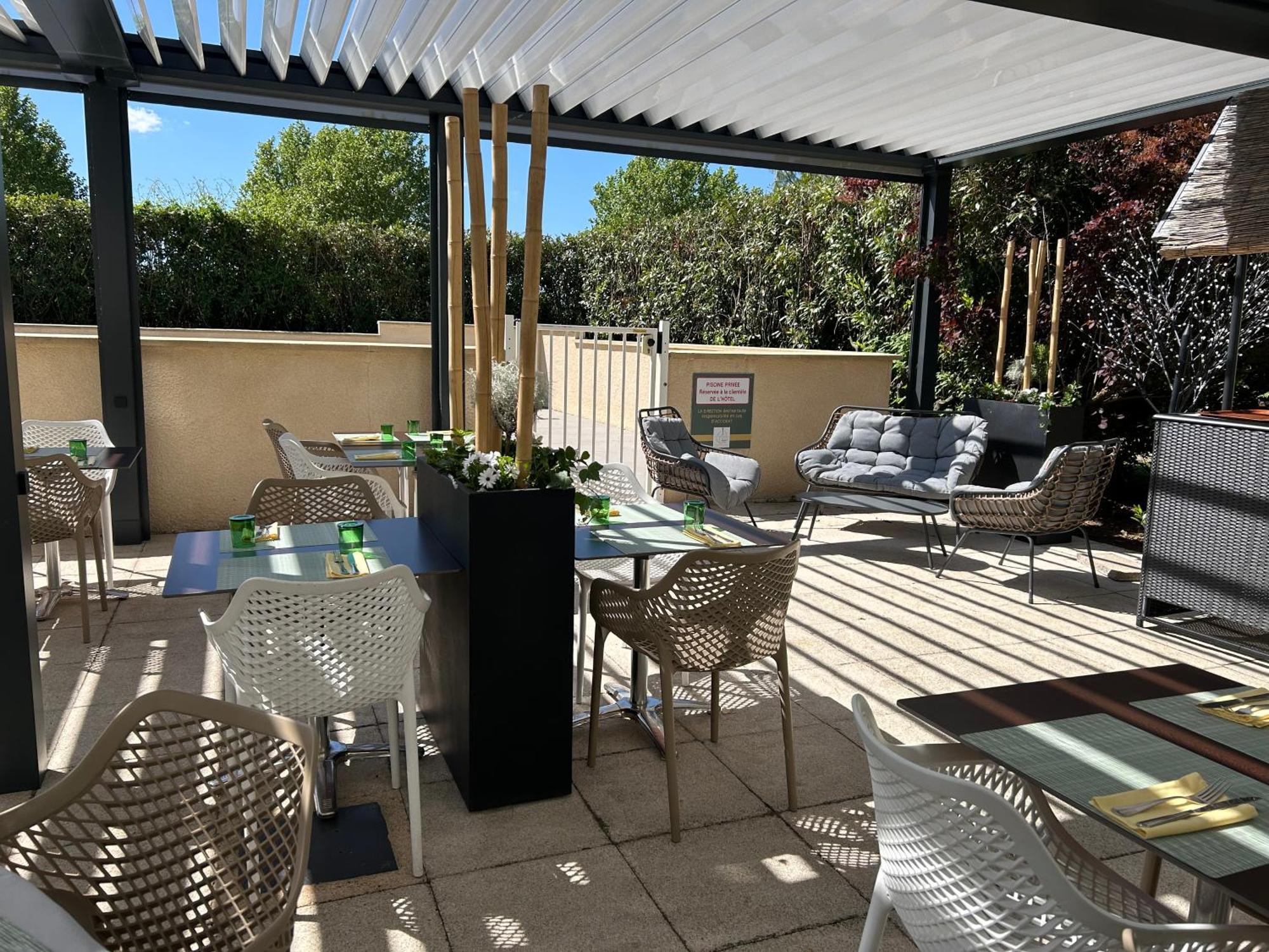 Les Orchidees , Hotel & Restaurant Verdun-sur-Meuse Exterior foto